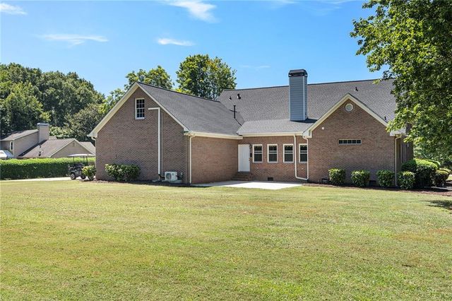 185 Red Maple Drive, Hampton, GA 30228