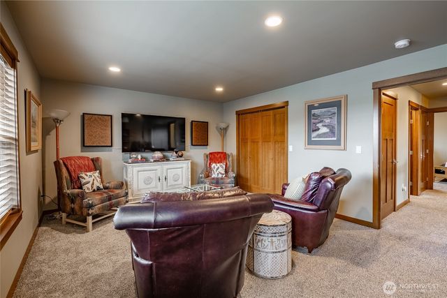 2075 Bluestem Street, Lynden, WA 98264