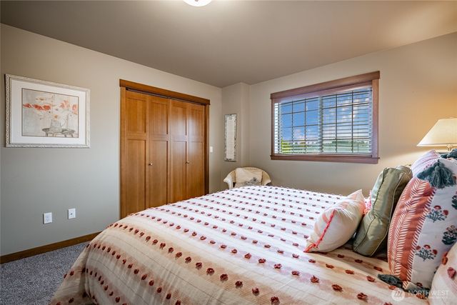 2075 Bluestem Street, Lynden, WA 98264