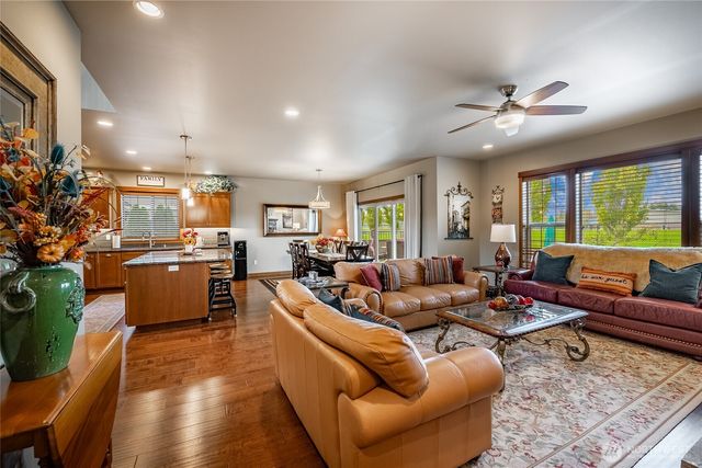 2075 Bluestem Street, Lynden, WA 98264