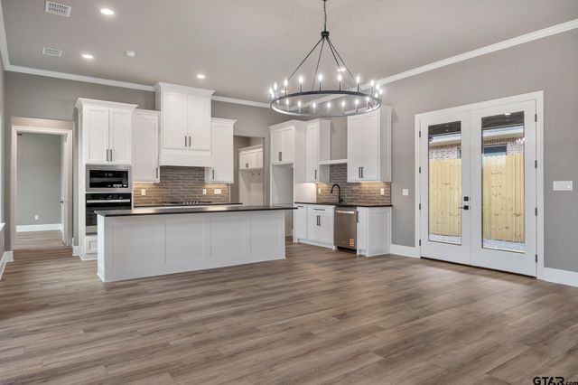 323 Mac Circle, Bullard, TX 75757