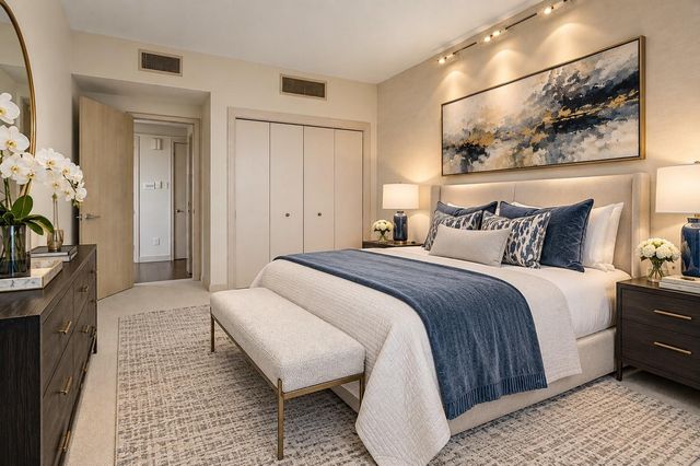 101 Westcott Street 1401, Houston, TX 77007