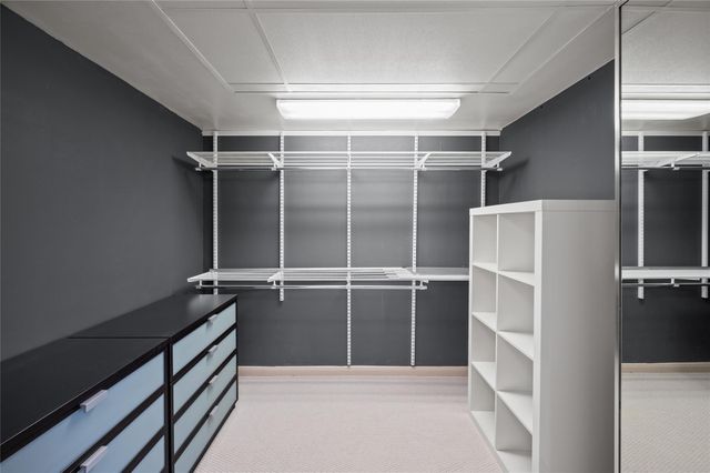 101 Westcott Street 1401, Houston, TX 77007