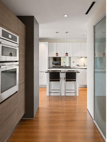 101 Westcott Street 1401, Houston, TX 77007
