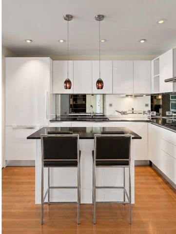 101 Westcott Street 1401, Houston, TX 77007