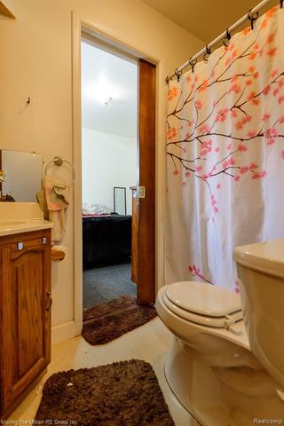 36686 Thinbark Street, Wayne, MI 48184