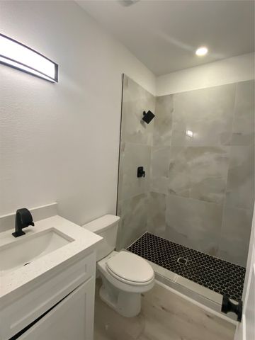 2323 Volga Avenue, Dallas, TX 75216