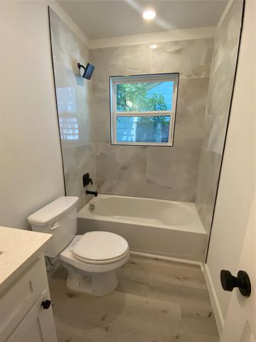 2323 Volga Avenue, Dallas, TX 75216