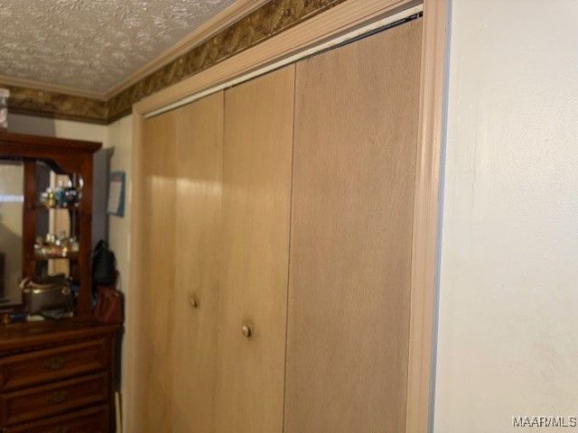 4980 Longview Road, Elmore, AL 36025