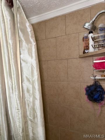 4980 Longview Road, Elmore, AL 36025