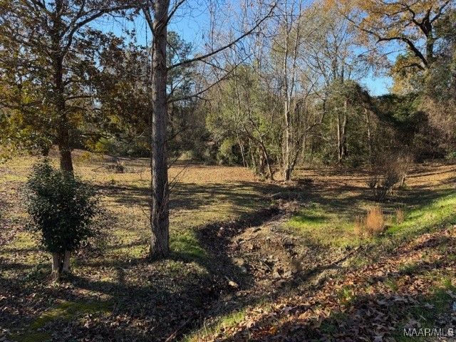 4980 Longview Road, Elmore, AL 36025