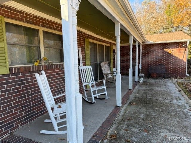 4980 Longview Road, Elmore, AL 36025