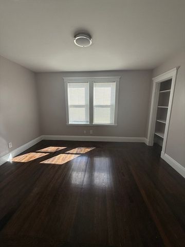 26 Harwood St 4, Lynn, MA 01902