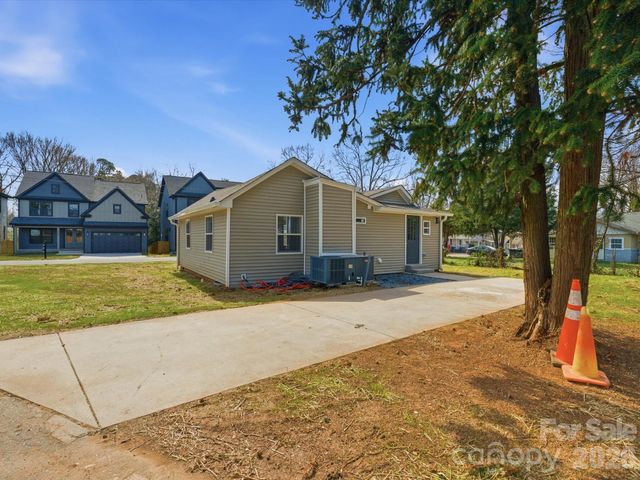 3900 Plainview Road, Charlotte, NC 28208