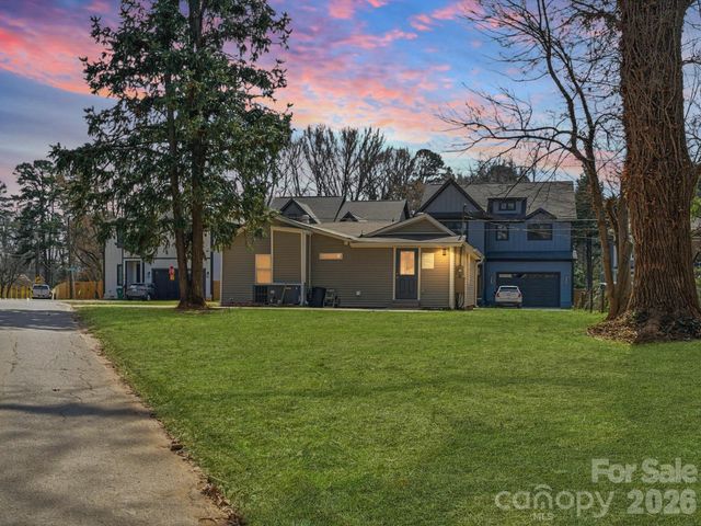 3900 Plainview Road, Charlotte, NC 28208