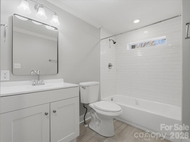 3900 Plainview Road, Charlotte, NC 28208