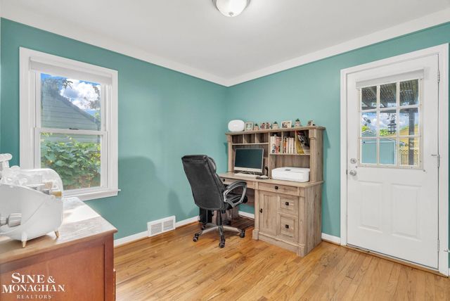 1421 W Windemere Avenue, Royal Oak, MI 48073