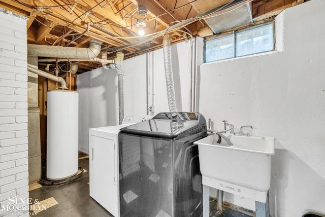1421 W Windemere Avenue, Royal Oak, MI 48073