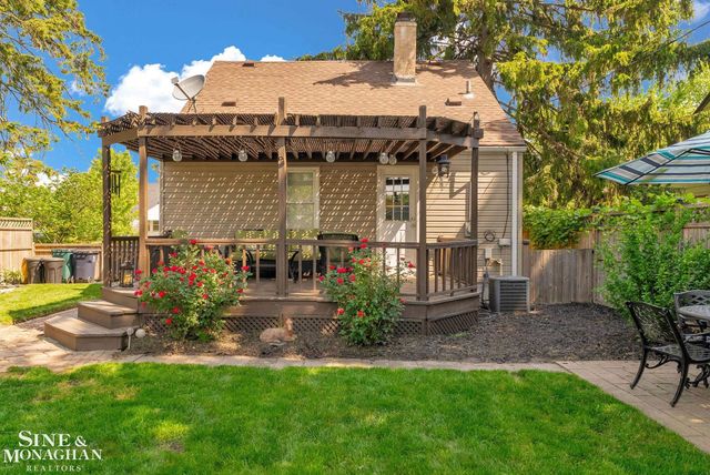 1421 W Windemere Avenue, Royal Oak, MI 48073
