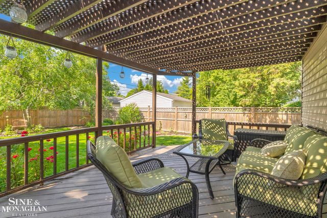 1421 W Windemere Avenue, Royal Oak, MI 48073