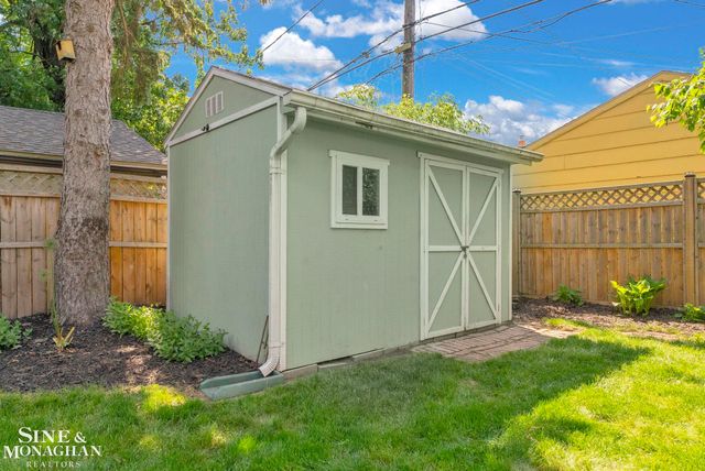 1421 W Windemere Avenue, Royal Oak, MI 48073