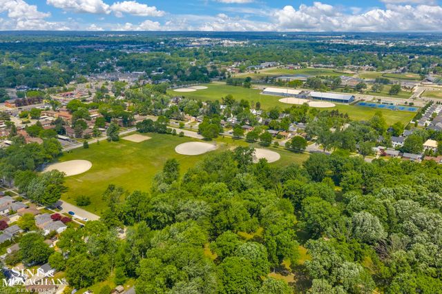 1421 W Windemere Avenue, Royal Oak, MI 48073