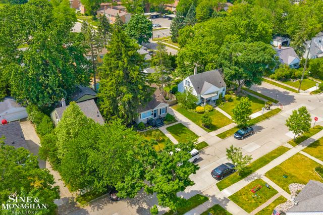 1421 W Windemere Avenue, Royal Oak, MI 48073