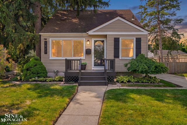 1421 W Windemere Avenue, Royal Oak, MI 48073