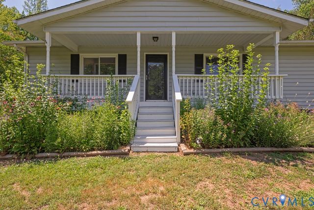 4710 E Grey Fox Cir, Gum Spring, VA 23065