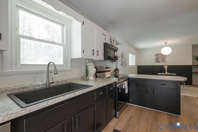 4710 E Grey Fox Cir, Gum Spring, VA 23065