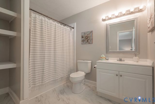 4710 E Grey Fox Cir, Gum Spring, VA 23065