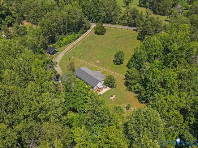 4710 E Grey Fox Cir, Gum Spring, VA 23065