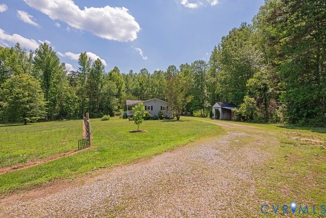 4710 E Grey Fox Cir, Gum Spring, VA 23065