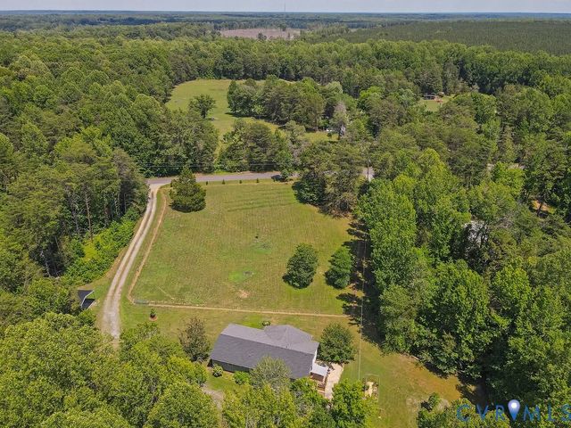 4710 E Grey Fox Cir, Gum Spring, VA 23065