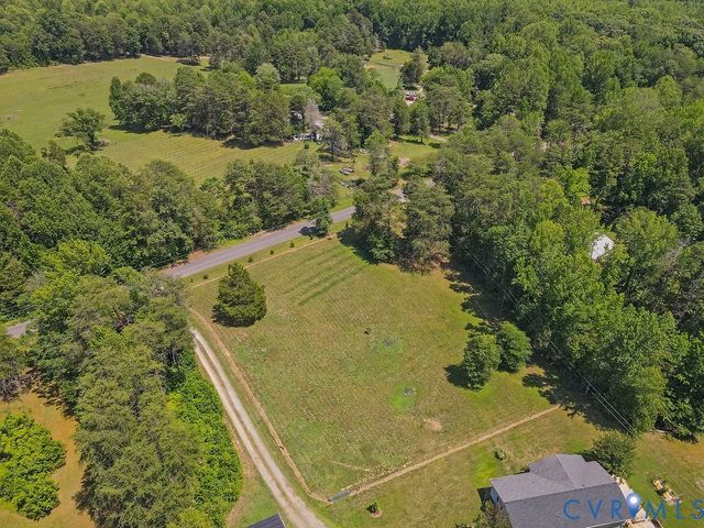 4710 E Grey Fox Cir, Gum Spring, VA 23065