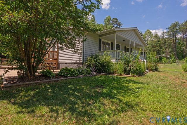 4710 E Grey Fox Cir, Gum Spring, VA 23065