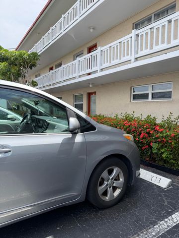 3511 INVERRARY Drive 208, Lauderhill, FL 33319