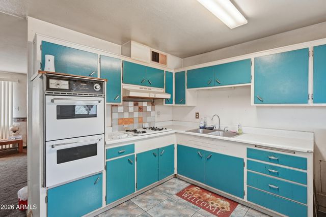 3016 N 35TH Drive, Phoenix, AZ 85019