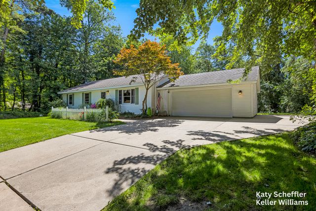 4167 Ponderosa Drive, Dorr, MI 49323