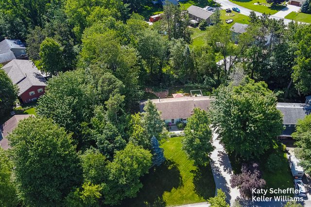4167 Ponderosa Drive, Dorr, MI 49323