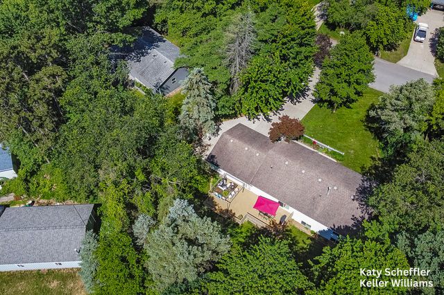 4167 Ponderosa Drive, Dorr, MI 49323