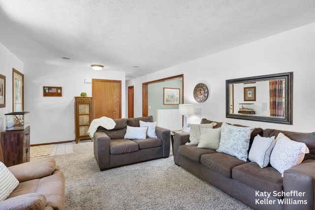 4167 Ponderosa Drive, Dorr, MI 49323