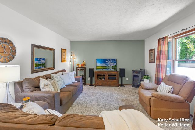 4167 Ponderosa Drive, Dorr, MI 49323