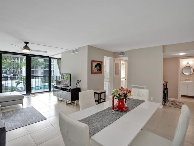 1301 River Reach Drive 201, Fort Lauderdale, FL 33315