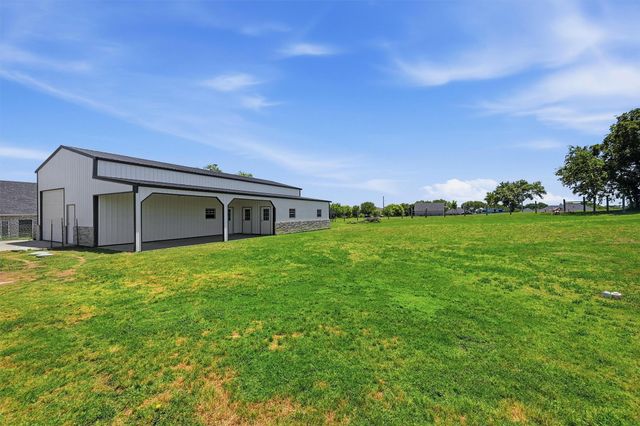662 Preakness Place Road, Van Alstyne, TX 75495