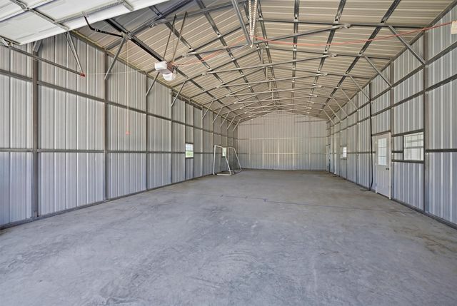 662 Preakness Place Road, Van Alstyne, TX 75495