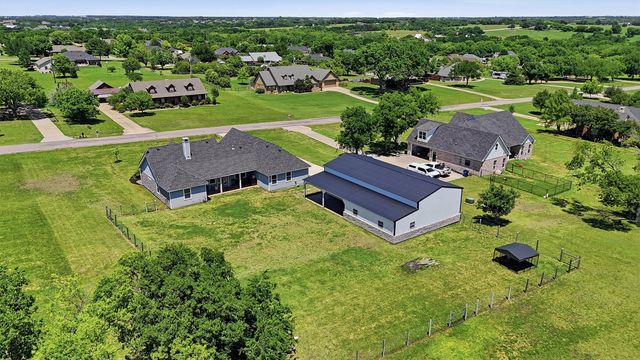 662 Preakness Place Road, Van Alstyne, TX 75495