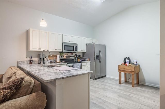 9601 ROLLING CIRCLE, San Antonio, FL 33576