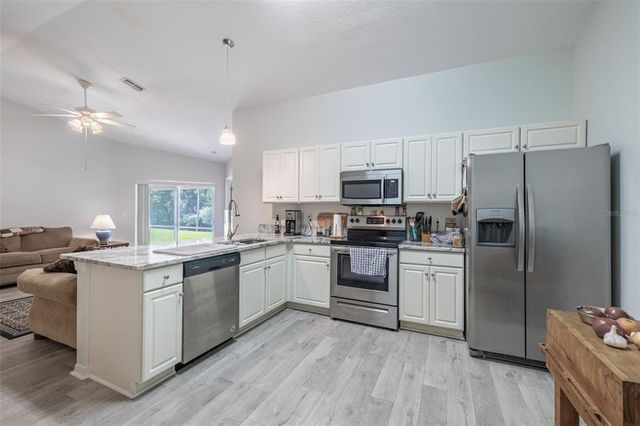 9601 ROLLING CIRCLE, San Antonio, FL 33576
