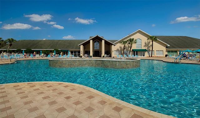 9601 ROLLING CIRCLE, San Antonio, FL 33576